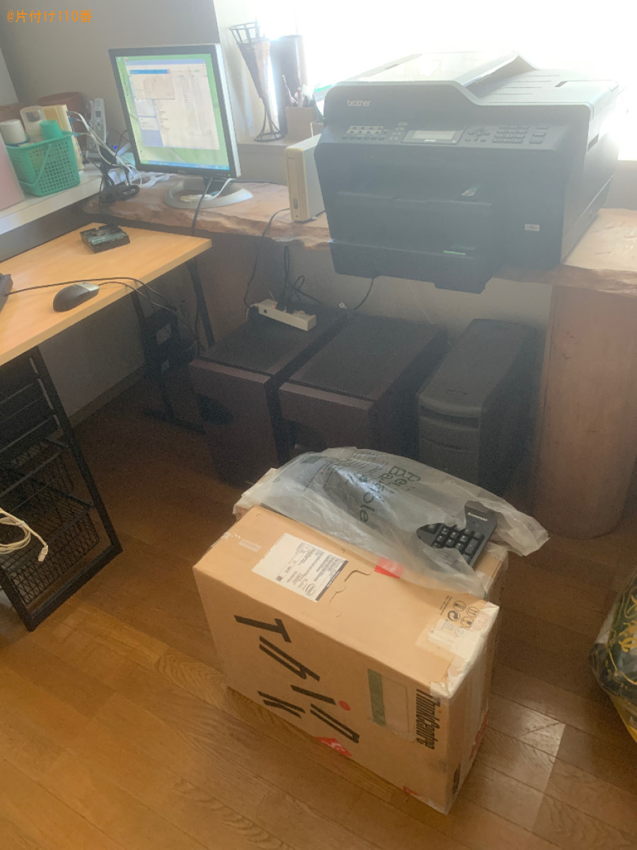 PC、PCモニタ、キングサイズベッド、学習机、プリンター等の回収