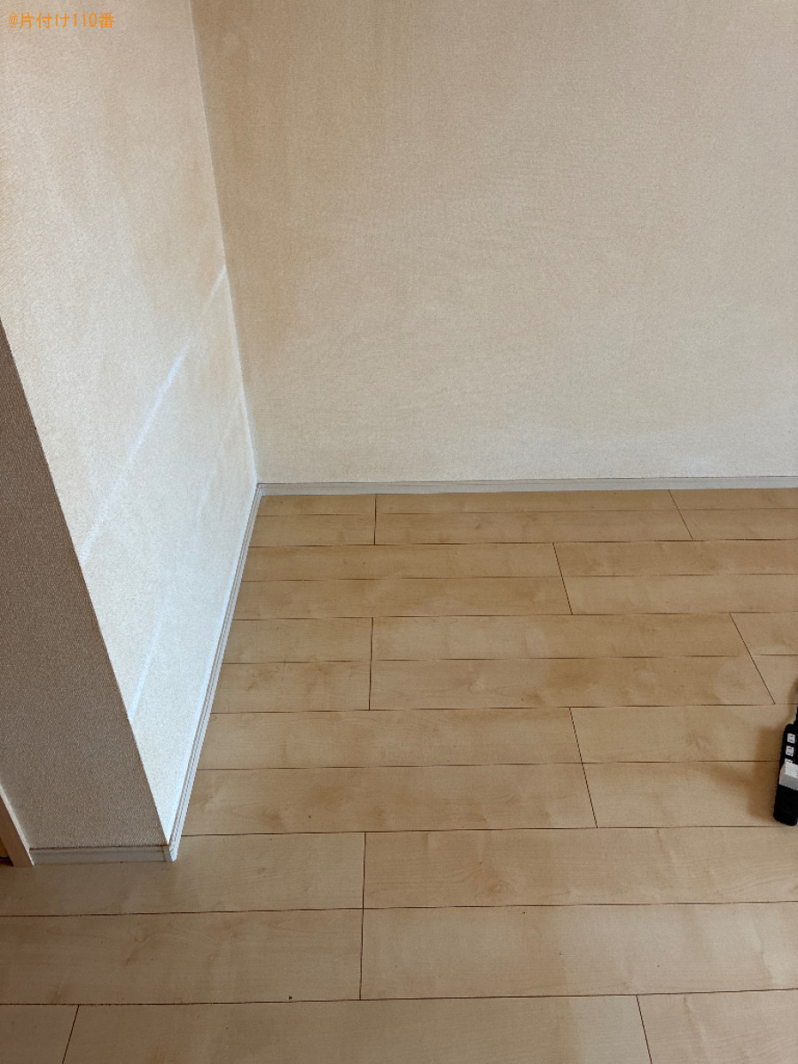 ソファーベッド、カラーボックス、掃除機、クーラーボックス等の回収